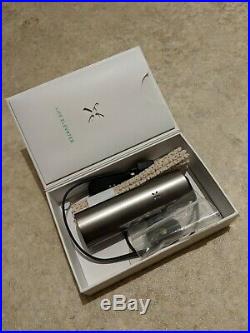 Pax 2 Dry Herb Vaporizer, Gray with charger and box