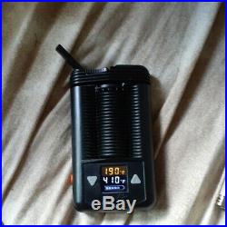 Storz & Bickel Mighty Vaporizor with charger